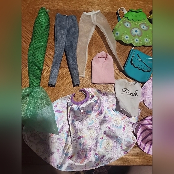 Barbie Doll LOL BRATS Bulk Clothes Lot - Picture 3 of 4